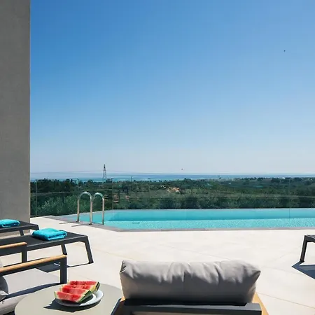 Grand Luxe Villa *
