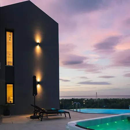 Grand Luxe * Mathes